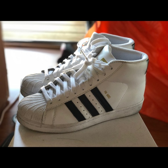 Shoes - Picture 6 of 6